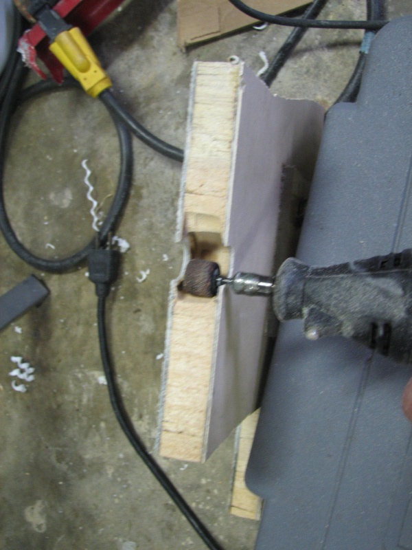 Dremel sander under cutting balsa