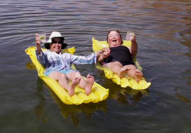 El and Patty Know How to Enjoy G&Ts at Face Canyon 9-17-08