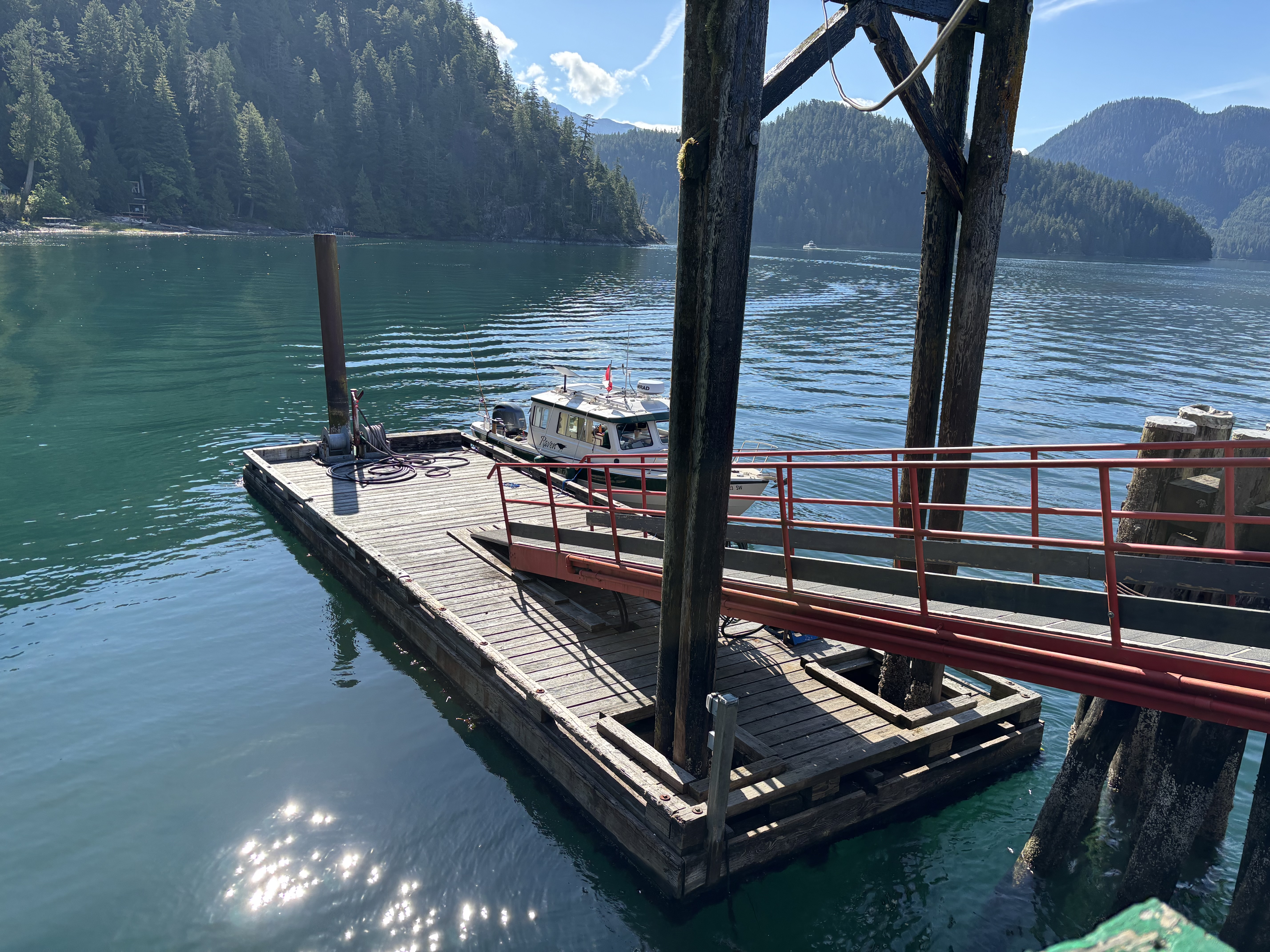 Esperanza mission fuel dock