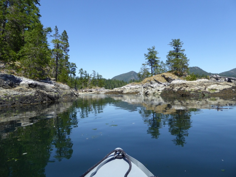 Exploring the Octopus Islands via dinghy