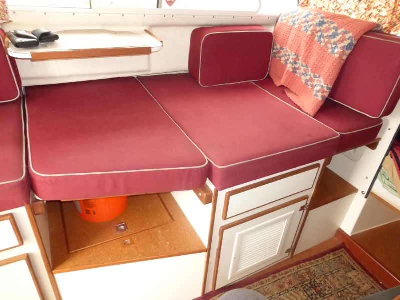Extended lounge