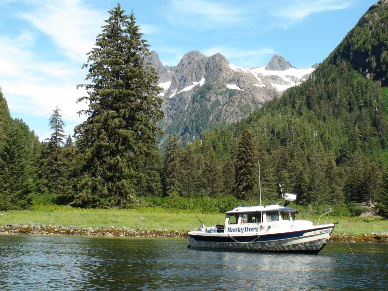 Few cruise boats have seen this beatiful spot. On the southern half of Baranof Island we didn't see another cruise boat.