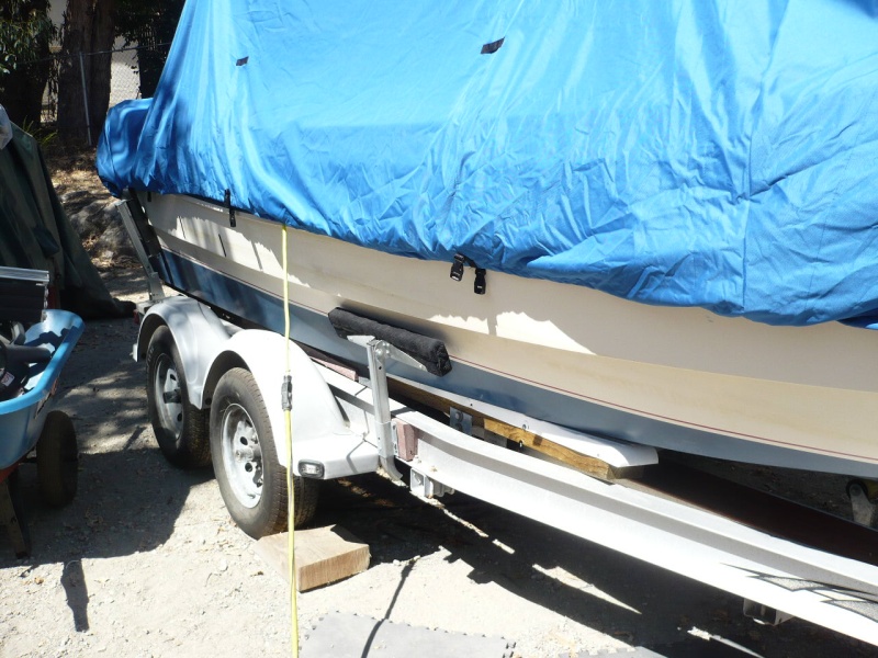 Fitment of bunks and side guides