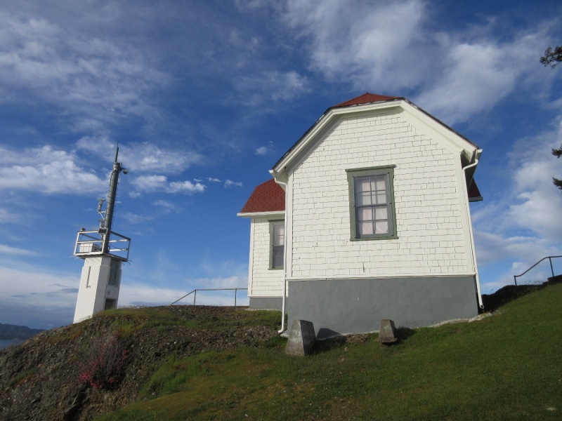 Fog signal building and tower