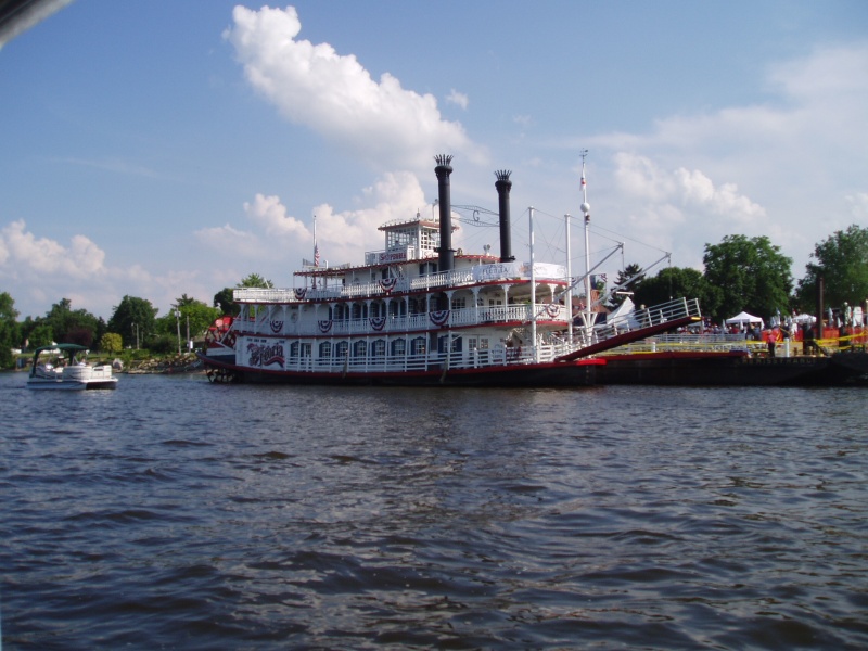 Grand Excursion paddelwheeler