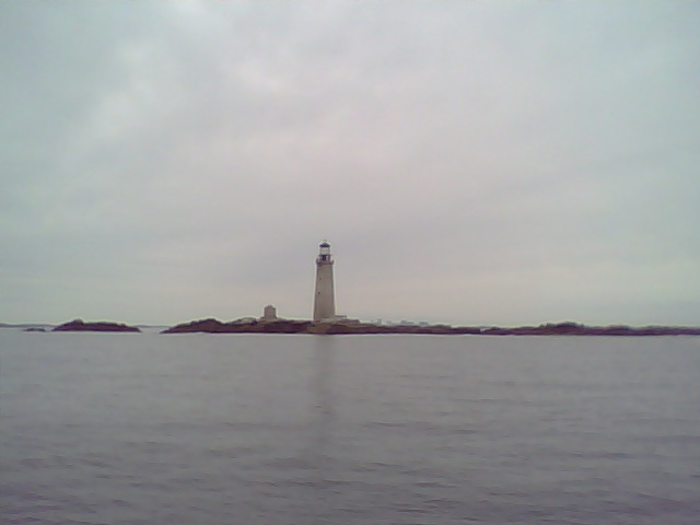 Graves Lighthouse (looking toward Boston) May 2009