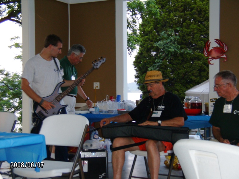 Great music "young and old" mixing it up.Thanks guys !