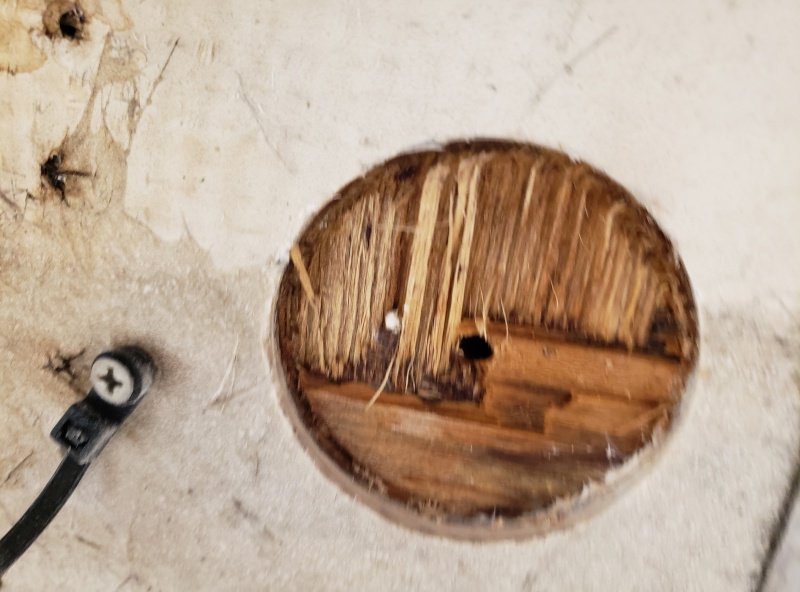Gunnel Test Hole