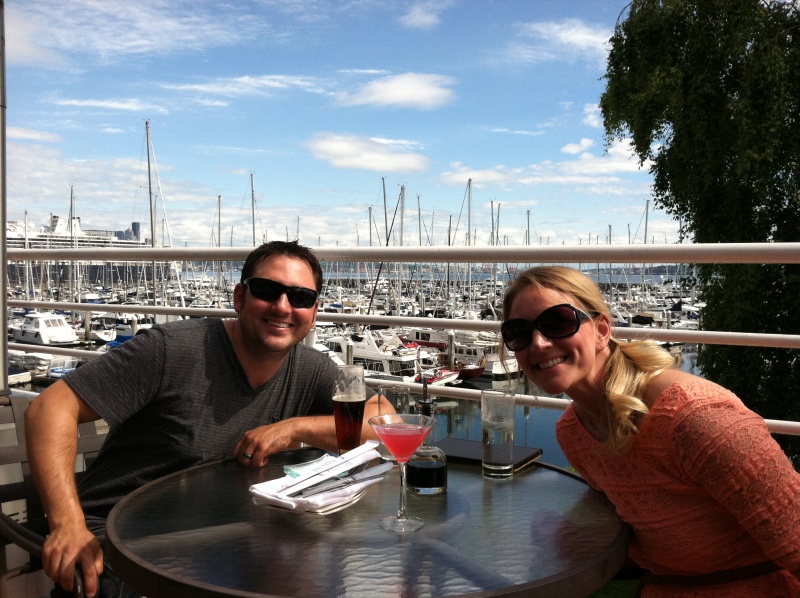 happy hour at palisade before concert