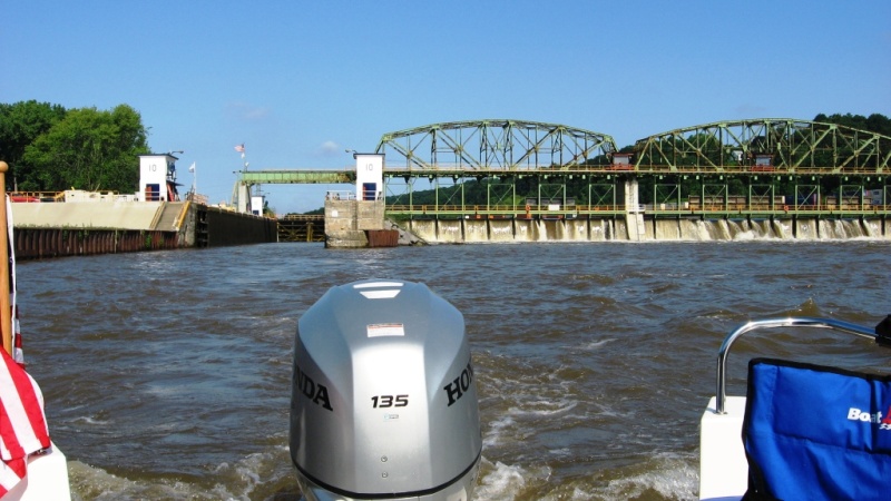 Heading east from lock 10