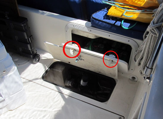 Holding the cockpit hatch open