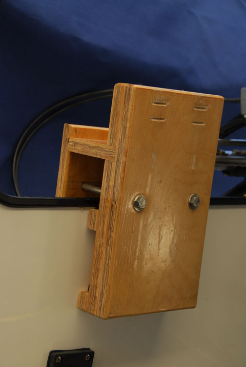 Honda 2 HP bracket, closeup.