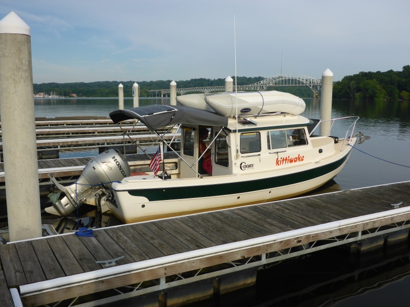 I wish navionics had a separate icon for free municipal docks - they seem to be scattered all over