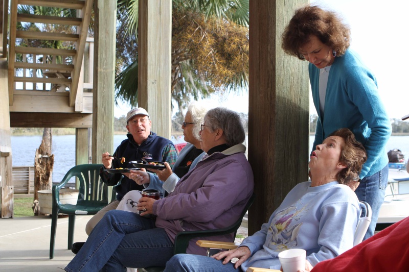 IMG 0095 breakfast on the lee side