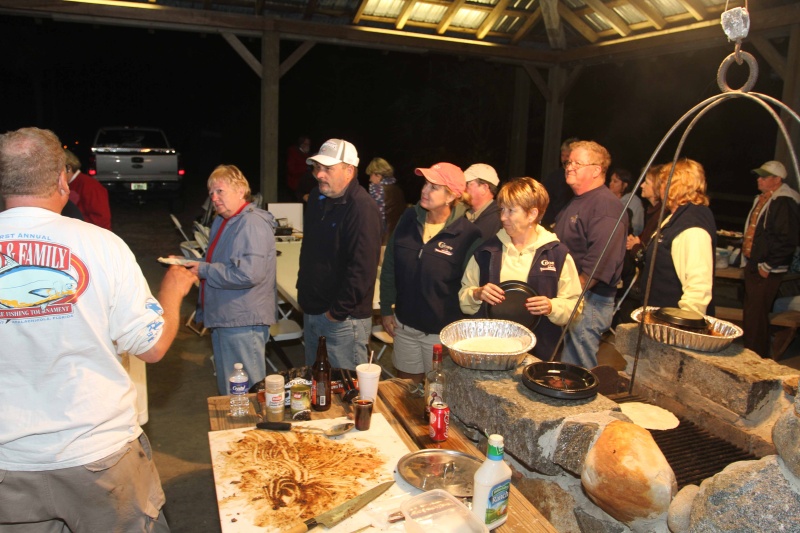 IMG 0190 lining up for Saturday chow