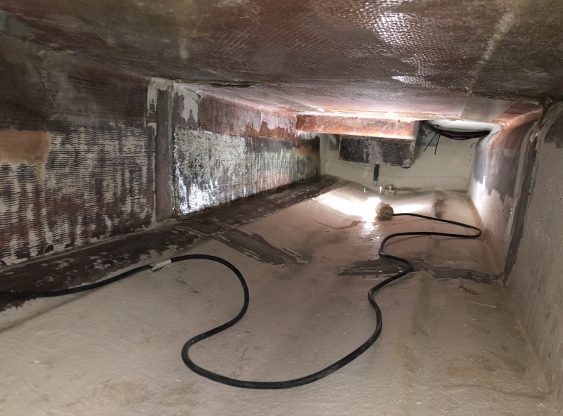 Inside Starboard Pontoon