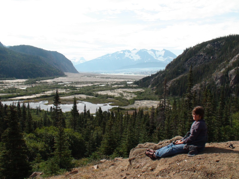 Jo-Lee & I walked again to overlook of Llewellyn Glacier, lake & river outflowing from the Juneau Icefields.