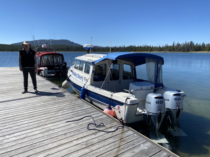 Jody?s Voyager with Suzuki 140 & our HunkyDory with twin Honda 60?s at Eagle Bay. We are both pleased with our upgraded motors
