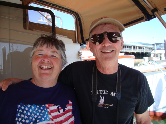 Kathy & Merv 
(KINGFISHER II)