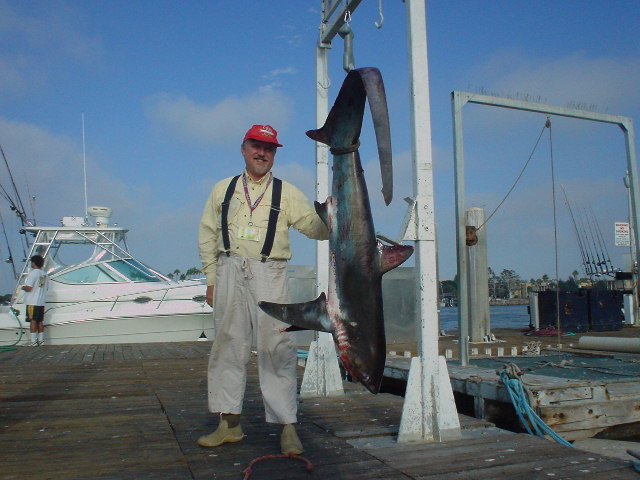 Keith\'s 65 lb thresher hooked near Malibu
