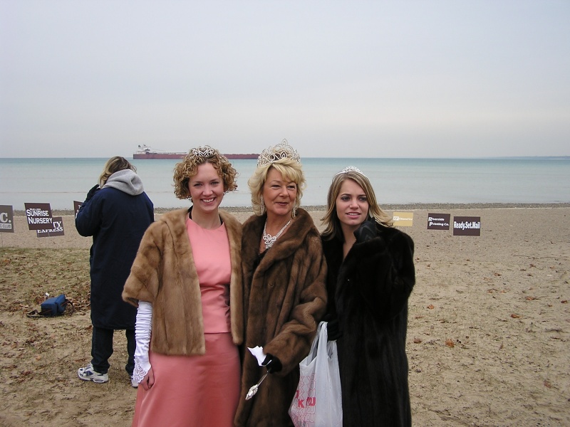 Kiwanis Polar Plunge 
 12-4-2004