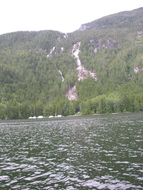 Kwatzi Bay slide