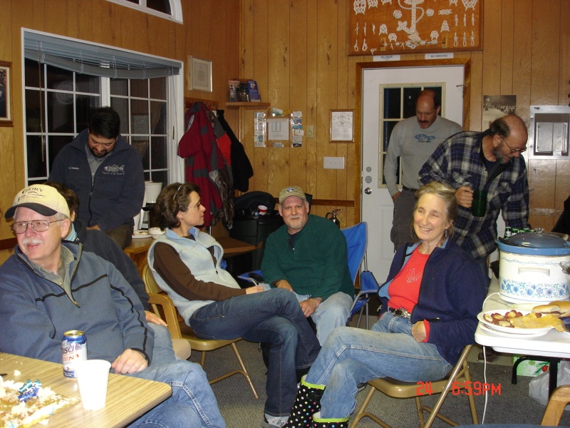 Larry Q (C-YA), Tom (SUSAN E), Stacy & Jan (C-CHANGE), Chris (LUNA C), Larry H (JACARI MARU) & Pam aka Blacknorth.