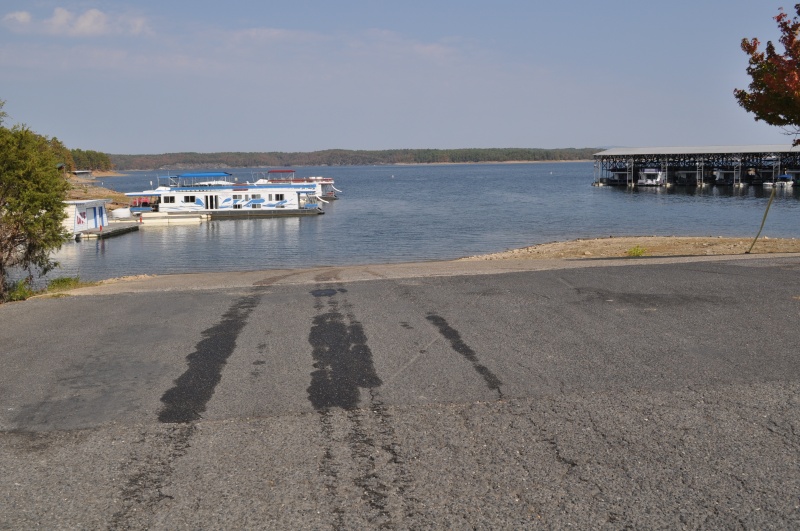 Launch ramp.  It was wide, and seemed to have a long enough apron so the trailer wheels didn't go off the end.  There was a dock around to the left, but it was pretty shallow.  We used the Marina office dock.