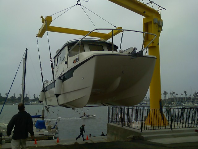 Launching the TC 255 with a hoist