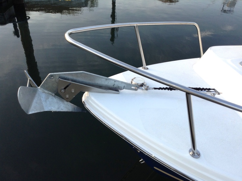 Lead anchor shim on the 22 pound Lewmar Delta keeps its shank off of the deck protecting the gelcoat.