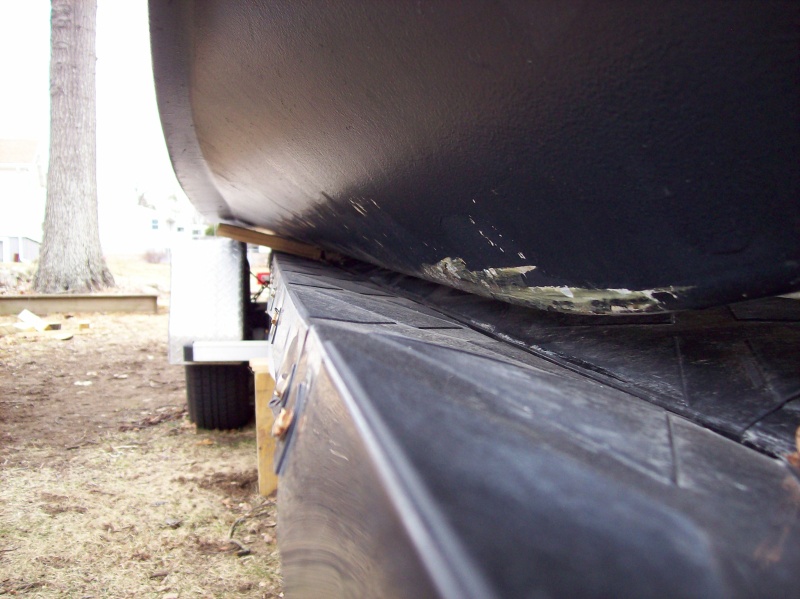 Looking aft along the stb sponson.  2" of clearance to apply bottom paint.