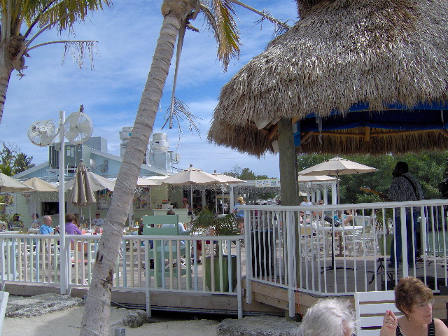 Loralie by the Sea, Great place to eat and sit a spell