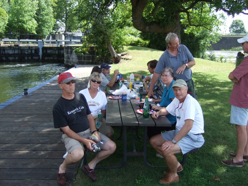 Lunch at the Black Rapids lock