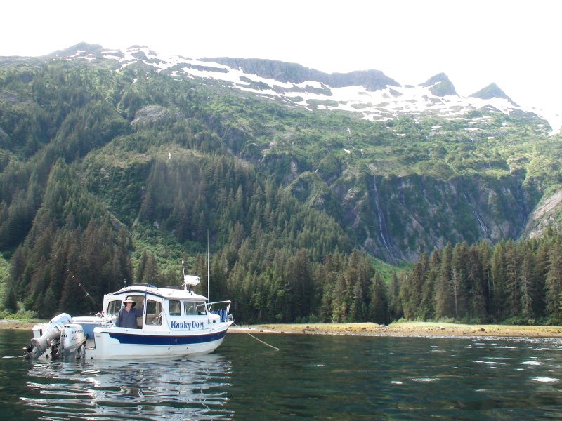 Lunch stop in small bit near south end of Nelson Bay, Baranof Island.