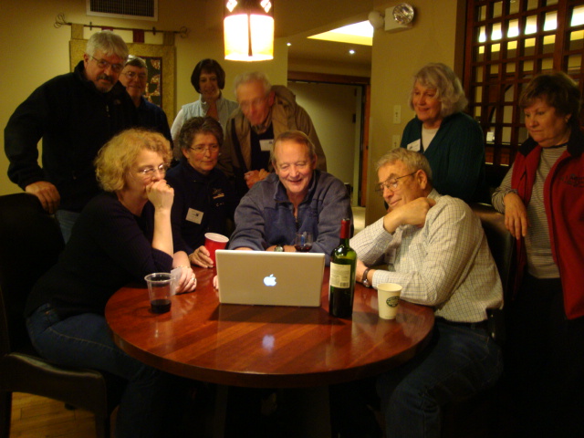 Meeting around the 'round'
table: Fred, Robbin, Ken, Dee
Robbi, Cordell, Bob, Patti,
Barry & Betsy