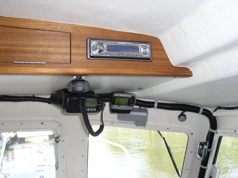 (Minnow) Overhead shelf - teak veneer