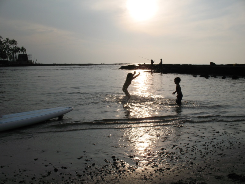 misc2 031- Honaunau boat ramp area -deep vee's don't have a chance here.- Pu'u Honua O Honaunau "City of Refuge" South Kona, Big Island, HI