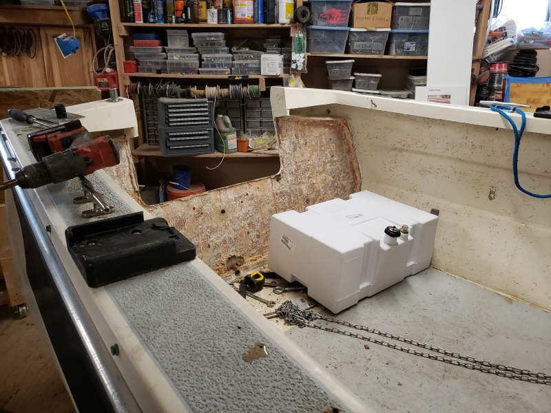 Moeller 22 gallon Boston Whaler Tank