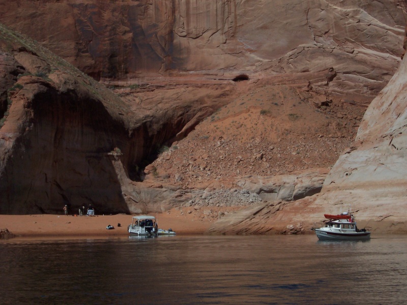 Mon 4/22 This is Voyager and a pontoon boat on the sandbar at the end of Fiftymile Canyon