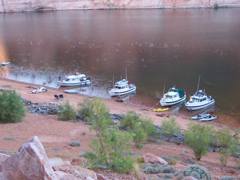 More photos of boats on the beach at Explorer Canyon 9-26