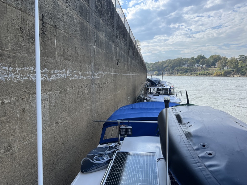 Mystery Girl and C-Traveler at old Lock 2.