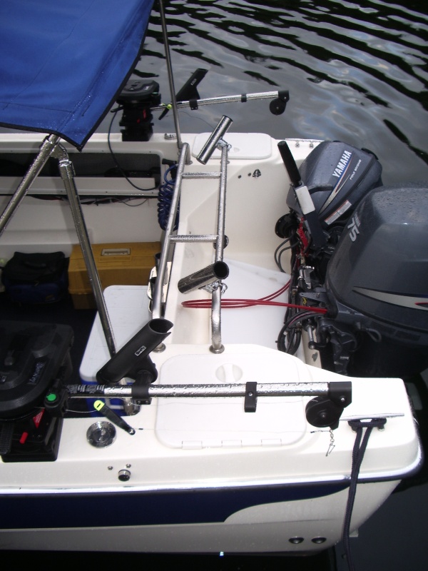 New lazarette covers with transom bars and table stowed
