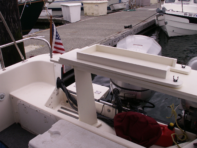 New Transom Table Opens to Swim Step 6-6-09.Sized