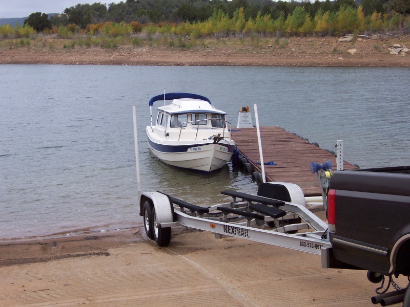 Our first launching at House Creek boat ramp, 10/13/07.