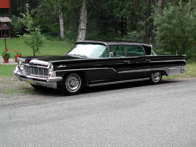 Our "Gangsta" car;
1959 Lincoln Premiere