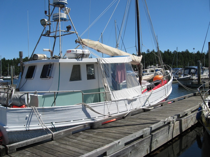 Our new friend Rodger and Ali's Betty Mc an Aussie crayfish boat.  They came via Japan and the Aleutians to BC
