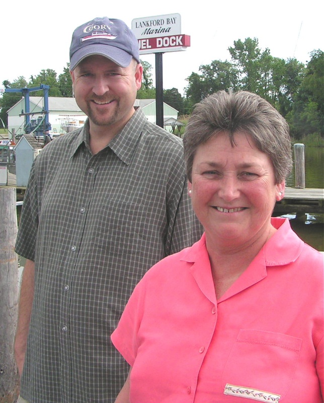 (Pat Anderson)Jeff of C-Dory and Ruth of Cutter Marine