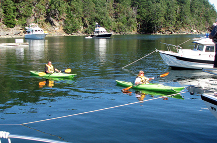 Pat & Patty on kayaks