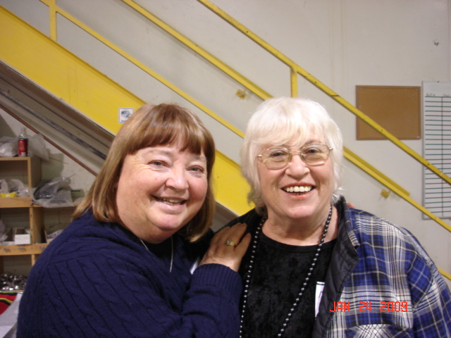 Patty,
'DAYDREAM & CRABBY LOU'
Nancy, 'JACARI MARU'