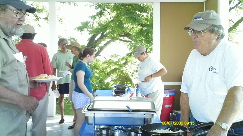 Paula and Bob serving a delicious breakfast